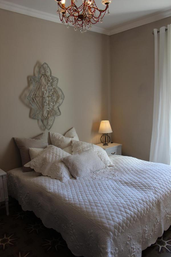 Mas Les Romarins, 10 Min D'Uzes, Piscine Et Grand Jardin Clos, Jeux, Nid De Repos Et Base Pour Activites Dans Le Gard (Adults Only) Uzès Exterior foto